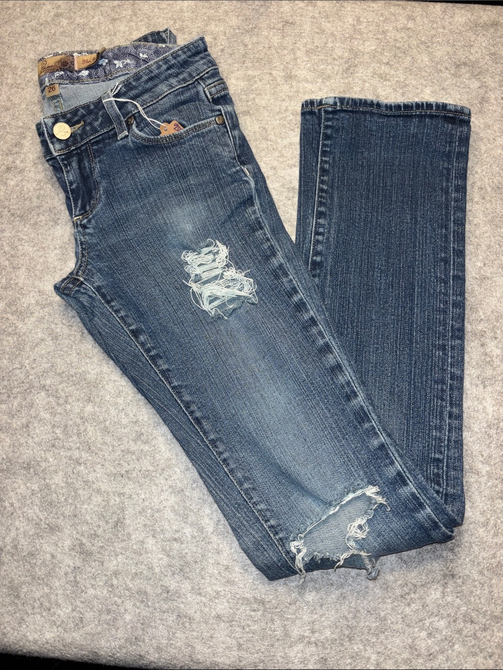 ✨ PAIGE Premium Denim Size 26 Low Rise Distressed Y2K Jeans Washed Blue